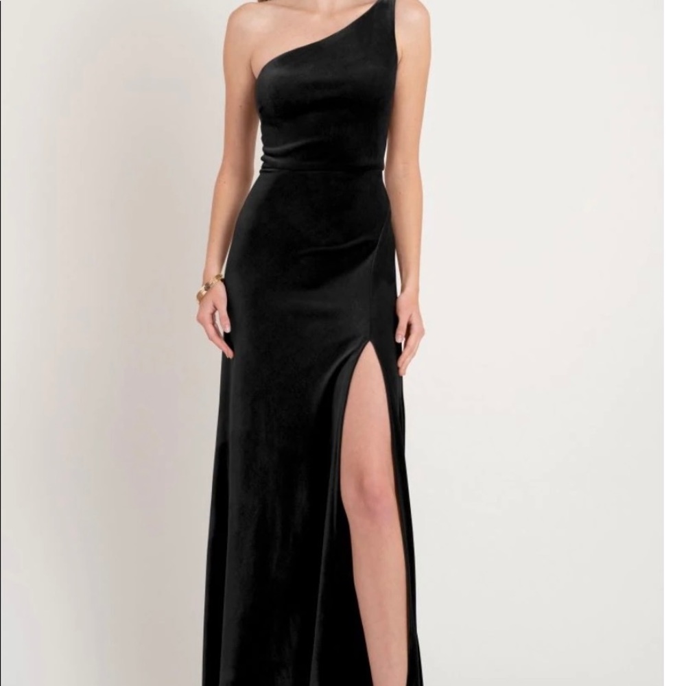 Jenny Yoo Cybil Size 8 black velvet dress